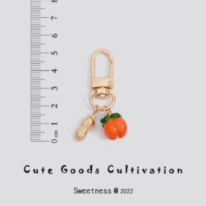 Good things happen pendant