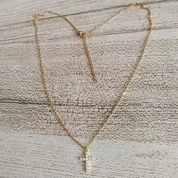 Wholesale PVD Coated 18K Gold Plated Cross 304 Stainless Steel Copper Elegant Streetwear Waterproof Non Tarnish 304 Stainless Steel Pendant Necklace