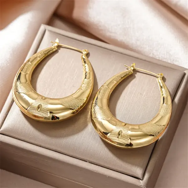 Wholesale Three-dimensional Geometric Earrings For Women In Copper With KC Golden Water Plating And 0.03µm Thickness