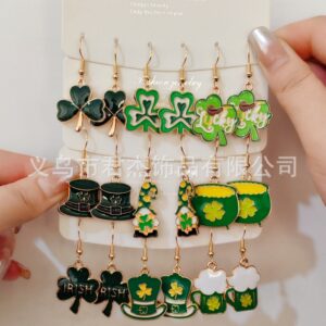 oly-9af01bacc7ed868b1bb60ebd7d88e693 Wholesale Cross-border St. Patrick's Day carnival earrings suit personality green alloy oil drop clover hat earrings