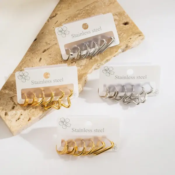 Wholesale 304 Stainless Steel Solid Color PVD Coated Golden Plated Casual Elegant Earrings