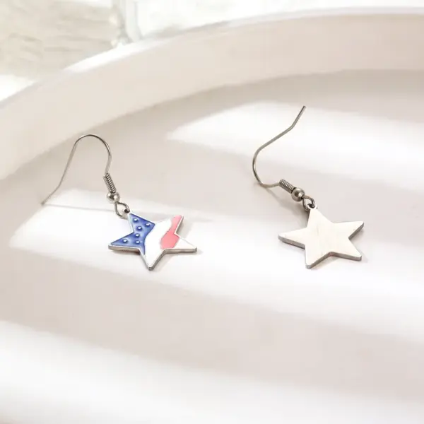 Wholesale Handmade Simple Style Pentagram Ear Hook For Women In 18K Real Gold Plated With 316 Stainless Steel Ear Pin