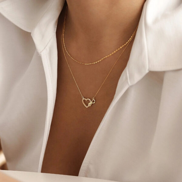 Wholesale 8-character love pendant unlimited love eight-character necklace women's heart-shaped clavicle chain simple Valentine's Day jewelry