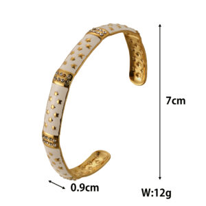 Gold 05 / 18K