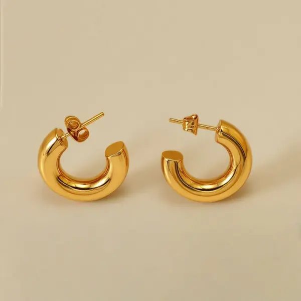 Wholesale Women's Simple Ring Round Earrings Titanium Steel 304 Stainless Steel Stud Earrings Direct Supply