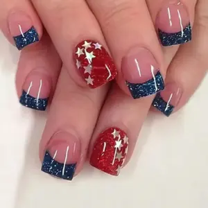 Wholesale Wearable Short Glossy French Nail Tips Red And Blue Color Matching American Independence Day Star Pattern 24 Pieces
