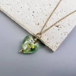 Gold-Light / Green