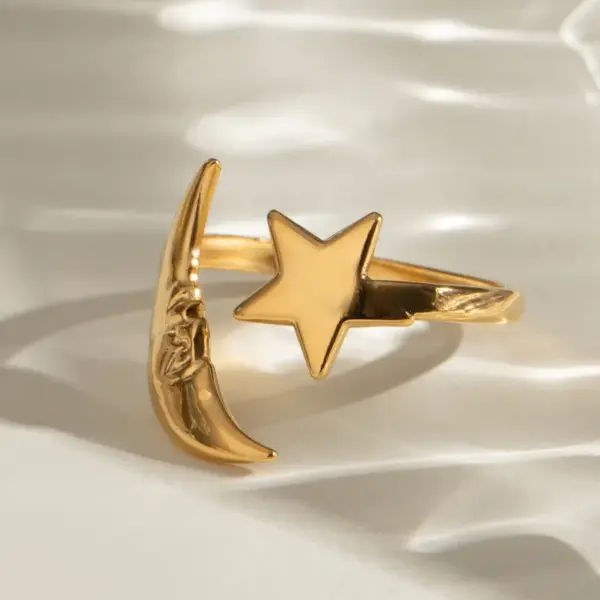 Wholesale 304 Stainless Steel Moon PVD Coated 18K Real Gold Plated Simple Style Classic Style Open Rings