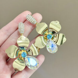 Golden rhinestone flowers