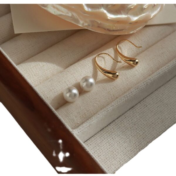 Wholesale A two-piece pearl earrings niche design high-grade earrings luxury temperament earrings for womenWholesale A two-piece pearl earrings niche design high-grade earrings luxury temperament earrings for women