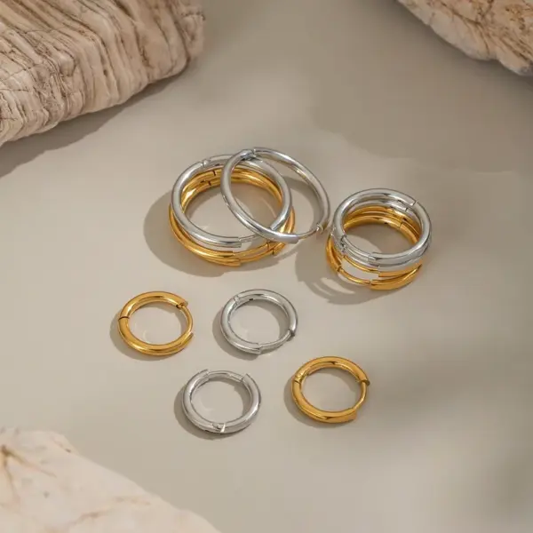 Wholesale 304 Stainless Steel Circle Round PVD Coated 18K Real Gold Plated 18K Gold Lady Sexy Rock Waterproof Non Tarnish Polishing Plating Gold Silver Earrings