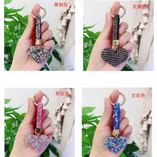 oly-9dde7339c957311b88d6d6b19f86c731 Wholesale creative high-grade rhinestone heart car keychain Japanese and Korean ladies accessories diamond rope bag pendant