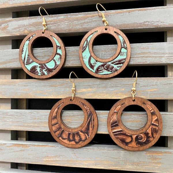 Wholesale Western leather earrings hollow texture inlaid earrings light fashion wood earrings manufacturers supply
