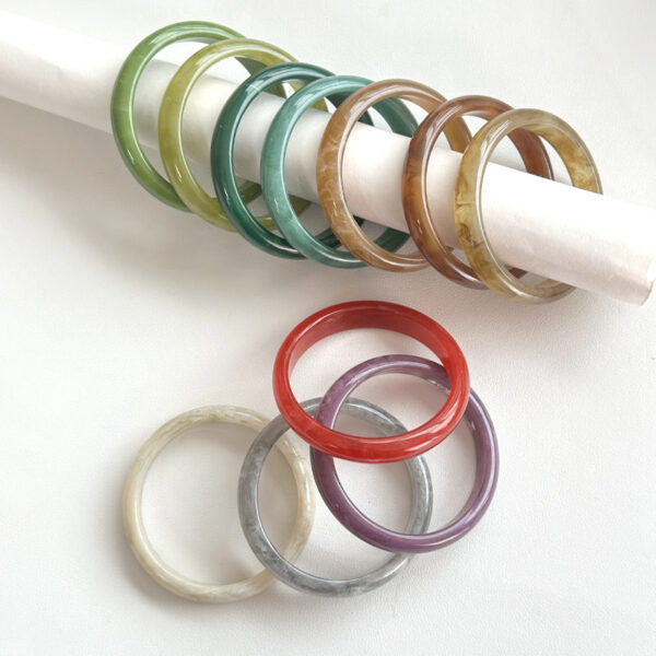 oly-9e3fcde94622a00ed1ed72046a75fcf2 Wholesale plain circle round geometric resin bracelet ig wind spring and summer color halo bracelet