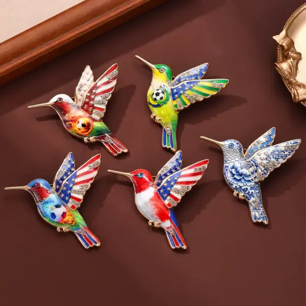 Wholesale Hummingbird Pin In Red Zinc Alloy Featuring Diamond Craftsmanship, Perfect For Independence Day