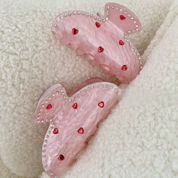 Wholesale  accessories Diamond-embedded love pink gripper acetate sweet back shark clip Valentine's Day style