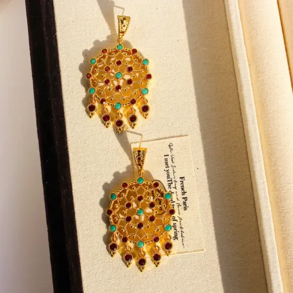 Wholesale Inlaid Zircon Fashionable Earrings Hollow Tassel Earrings Exotic Style Women's 696 Hypoallergenic Brass