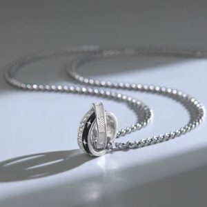 Light chaser necklace