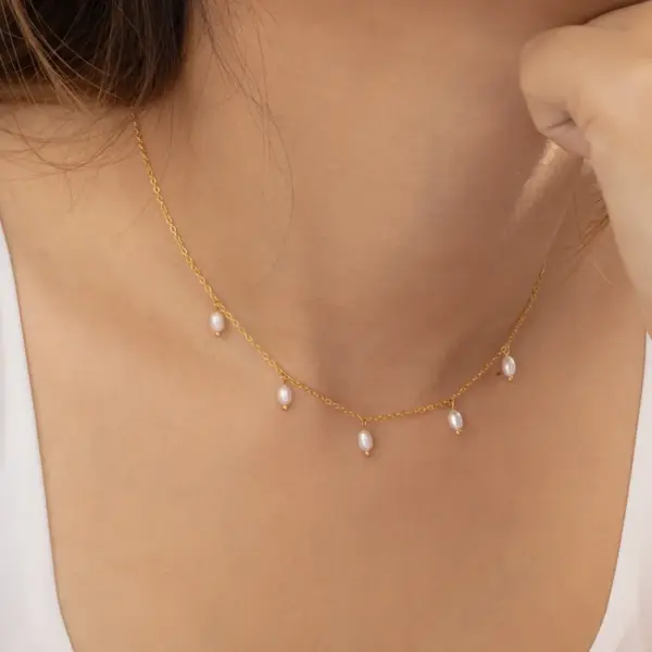 Wholesale Fashionable Long Y-Shaped Tassel Freshwater Pearl Necklace Women's Clavicle Chain Minimalist Style Geometric Pattern Stainless Steel