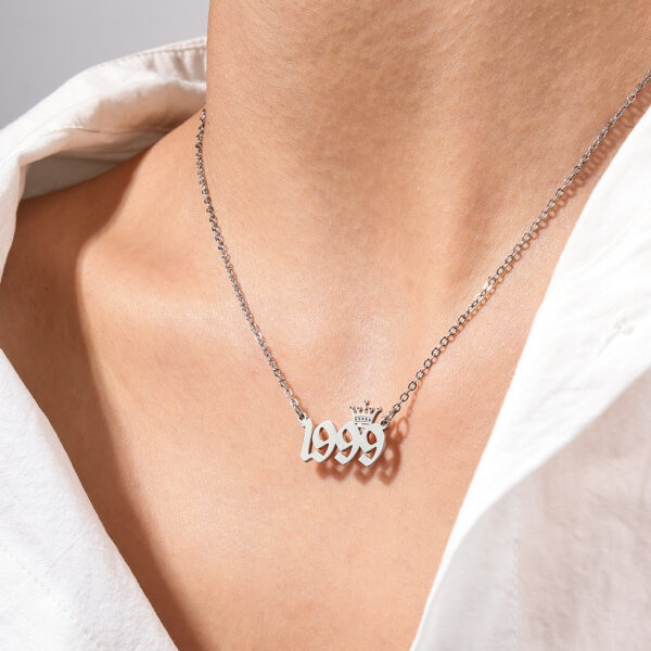Wholesale 1 Popular Metal Crown Year Women Necklace Birthday Jewelry Personality Suitable for Party Wear