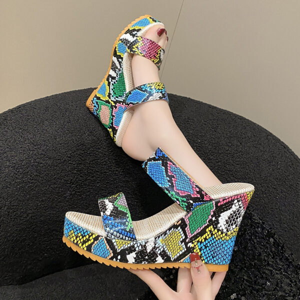 oly-a148ed62ce6ec3ce2703b455a9622334 Wholesale Summer plus size Sandals and Slippers Women’s Color-matching Snake-print Leopard-print Wedge Heel Thick Slippers