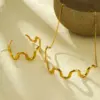 Wholesale PVD Coated Real Gold Plated 18K Gold Waves 304 Stainless Steel Retro Simple Style Waterproof Non Tarnish 304 Stainless Steel Necklace