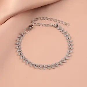 Stainless Steel Leaf Bracelet / Steel Color