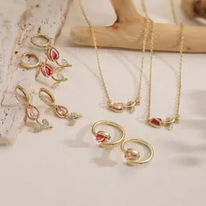 Wholesale Jewelry Elegant Luxurious Shiny Rose Flower Tulips Copper Zircon 18K Gold Plated Plating Inlay Cable Chain Jewelry Set