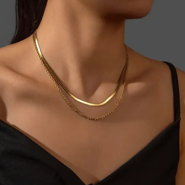 Wholesale 304 Stainless Steel Flower PVD Coated 18K Real Gold Plated Vintage Style Waterproof Non Tarnish Plating Inlay Box Chain Lobster Trigger Clasp Closure Gold Necklace
