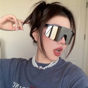 Wholesale Personalized Reflective Outdoor Cycling Road Bicycle Sports Night Cycling Sunglasses for Women with Trendy Square and Round Faces Slimming Look Sunglasses