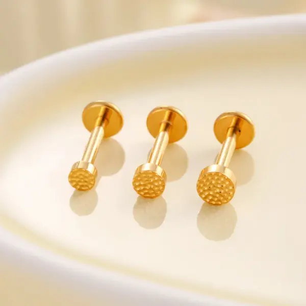 Wholesale G23/F136 Titanium Alloy Round Disc Ear Bone Stud Internal Thread Screw Lip Stud Rod Cartilage Piercing Ear Jewelry Geometric 18K Gold Plated