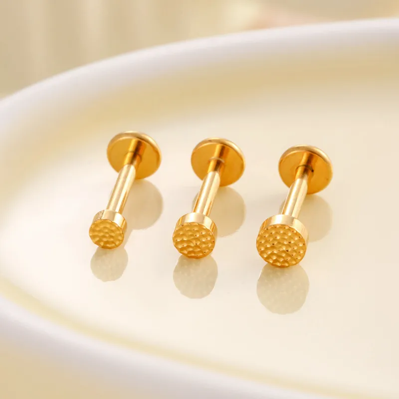 Wholesale G23/F136 Titanium Alloy Round Disc Ear Bone Stud Internal Thread Screw Lip Stud Rod Cartilage Piercing Ear Jewelry Geometric 18K Gold Plated