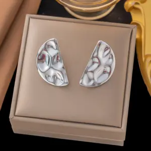 21 [Ag270] Hammered Semicircle Earrings / Steel Color