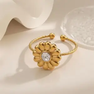 Gold / Average Size / Style 9