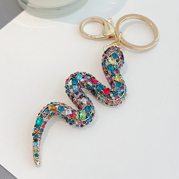 oly-a5626c95fa4d7713a3a9a1774f83ff49 Wholesale Retro twelve Zodiac diamond snake car pendant creative colorful snake keychain bag ornaments small gift
