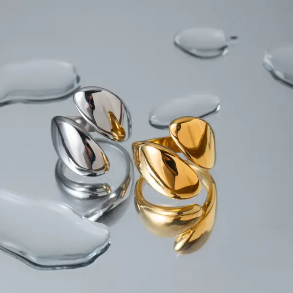 oly-a596e7704aa4ae584ae7996cdd808aa5 Wholesale PVD Coated Real Gold Plated Asymmetrical 304 Stainless Steel Simple Style Commute Waterproof Non Tarnish Rings