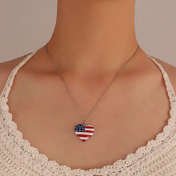 Wholesale Modern Style American Flag Alloy Inlay Rhinestones Independence Day Women's Pendant Necklace