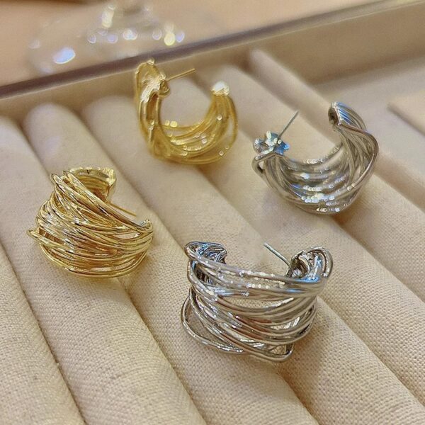 Wholesale Winding C- shaped Earrings Atmospheric High-end Sense Popular Hong Kong Style Fashion Niche Design Sense Light Luxury Ear Ring Earrings