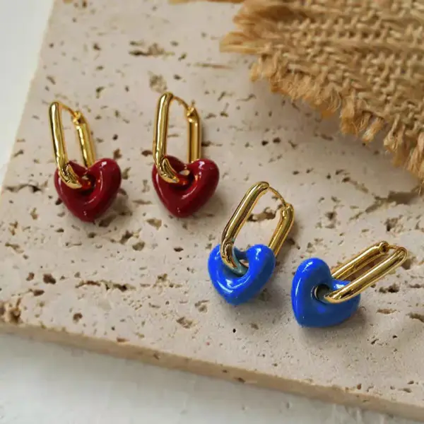 Wholesale 1 Pair Retro Simple Style Heart Shape Plating 304 Stainless Steel Drop Earrings