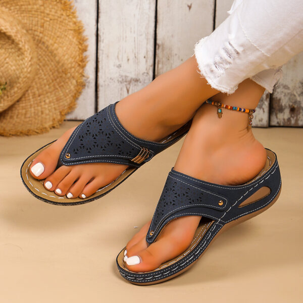 oly-a8680d47e67fd55951aea079e5b09692 Wholesale Casual Wedge Flip-flops Women’s Flip-flops Breathable Fashionable All-match Lightweight Slippers