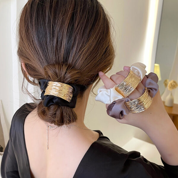 oly-a87561eee69984f77142f3f968f46f9f Wholesale Elegant Metal Arched Large Intestine Hair Ring Simple Ball Hair Rope Ponytail Head Rope Rubber Band Wholesale Hair Accessories