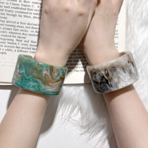 Wholesale Yuyu New Simi Dyed Oil Painting Oval Open Ring Wide Version Resin Bracelet Ins European and American Stacked Bracelet