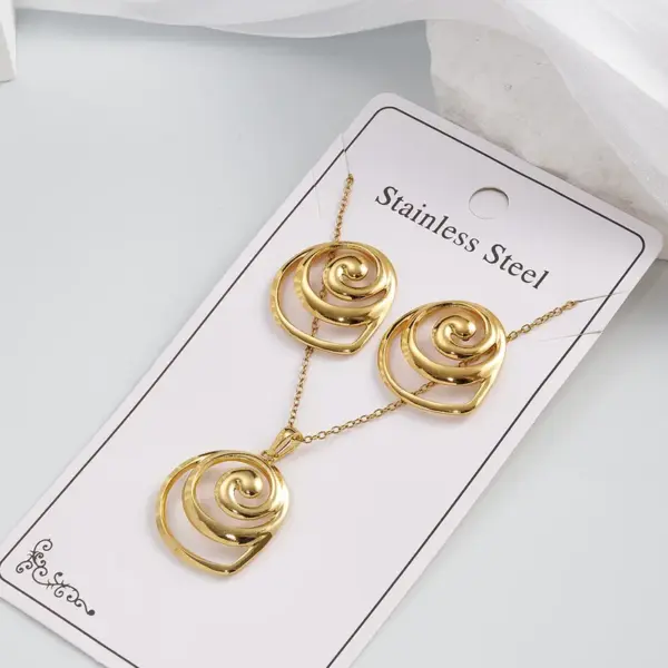 Wholesale 304 Stainless Steel Shell Flower Necklace Earring Set Elegant Casual Modern Style Jewelry Set For Holiday And Daily Wear