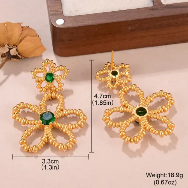 Wholesale Hypoallergenic Flowers Drop Earrings For Women In KC Golden Plated Copper With Rhinestones And UV Plating
