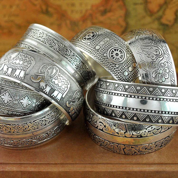 Wholesale European and American Ancient Silver Open Bracelet for Women Retro Bamiya Ethnic Style Carved Pattern Elephant Wide Bracelet Bracelet