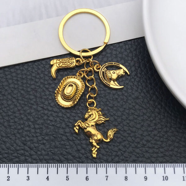 Wholesale Ancient Gold Simulation Western Cowboy Hat Boots Flaming Horse Keychain Jewelry Keychain