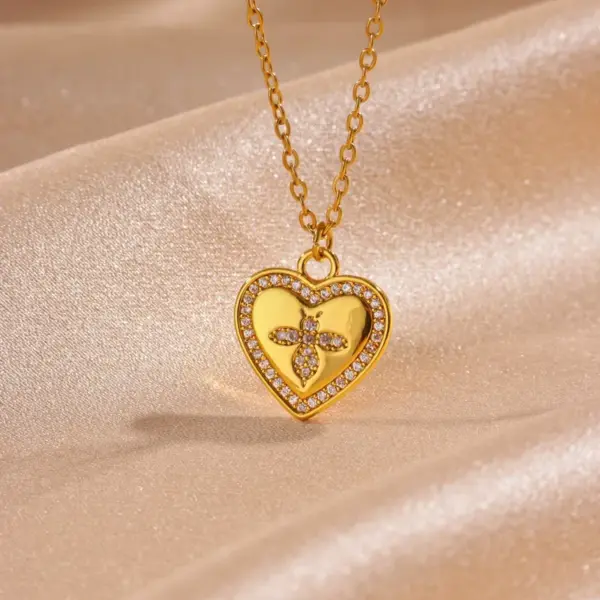 Wholesale Three-dimensional Palm Pendant Necklace For Women With 18K Real Gold Plated Copper And Zircon Inlay, PVD Coated Cable Chain