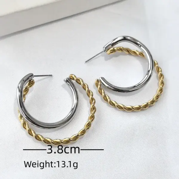Wholesale 316 Stainless Steel Real Gold Plated Earrings Twist Two-tone Cast Letter Vacuum Plated Waterproof Non-fading Earrings For Banquet Catwalk