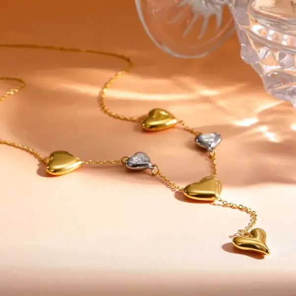 Wholesale Heart Shape Necklace For Women With Claw Setting, 18K Real Gold Plated 304 Stainless Steel, PVD Coated, Featuring Zircon On Cable Chain