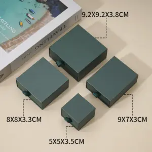 Pearl green / Pearlescent Green; 8*8*3.3 (with Sponge) - 8*8*3.3 (with Sponge)